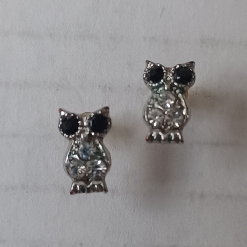 4/$30 Owl with Black Gem Eyes & Rhinestones Earrings